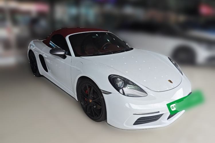 Used Porsche 718 2020 Boxster 2.0T Front Right 45 Deg