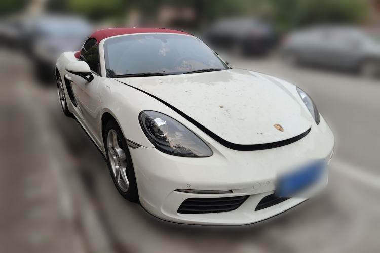 Used Porsche 718 2020 Boxster 2.0T Front Right 45 Deg
