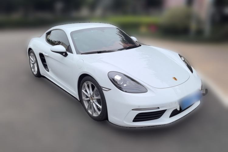 Used Porsche 718 2020 Cayman 2.0T Front Right 45 Deg