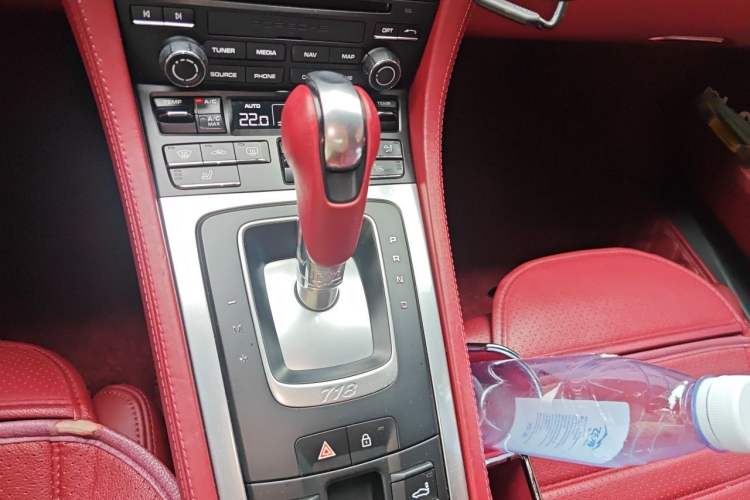Used Porsche 718 2020 Boxster 2.0T Gear Lever