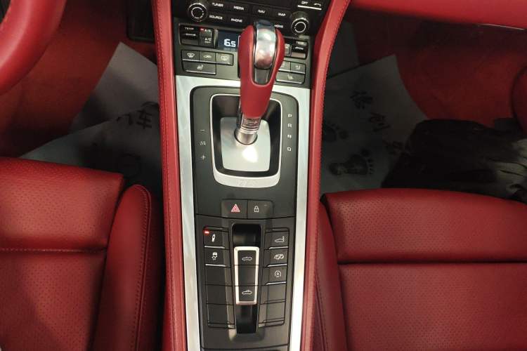 Used Porsche 718 2020 Boxster 2.0T Gear Lever