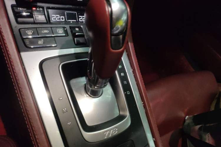 Used Porsche 718 2020 Boxster 2.0T Gear Lever
