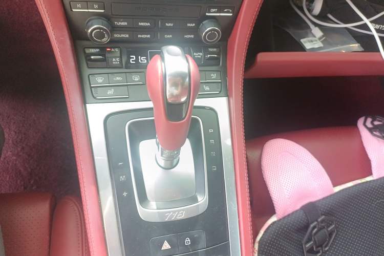 Used Porsche 718 2020 Cayman 2.0T Gear Lever