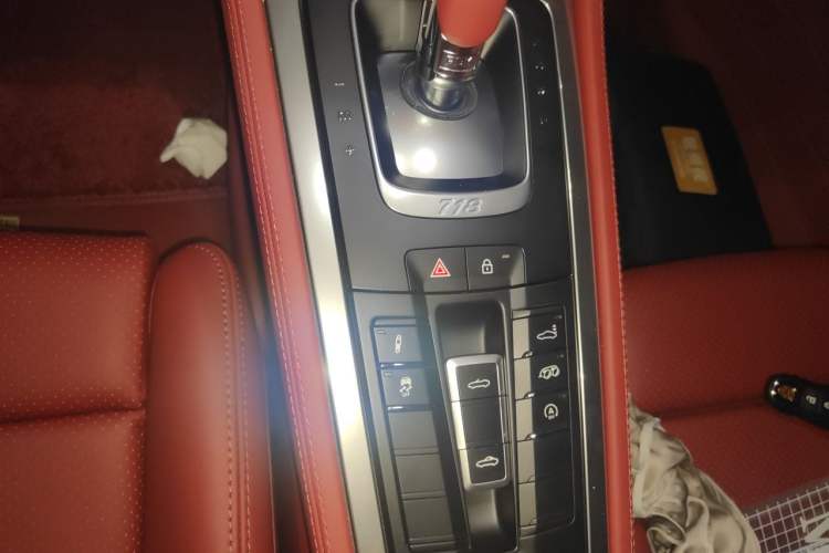 Used Porsche 718 2020 Boxster 2.0T Gear Lever