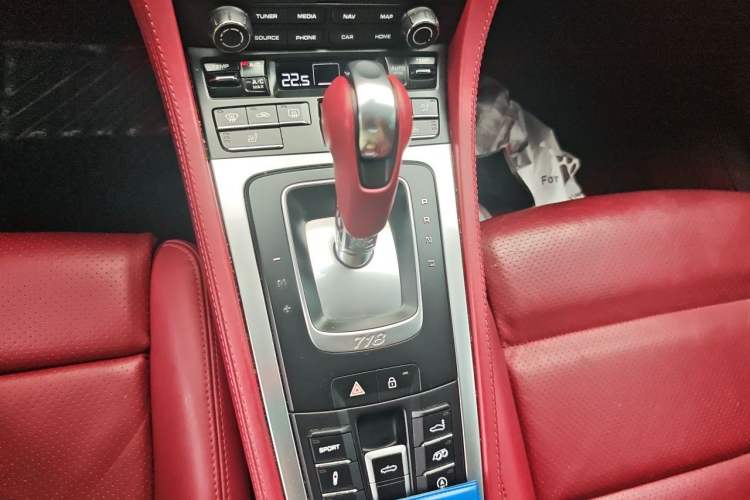 Used Porsche 718 2020 Boxster 2.0T Gear Lever