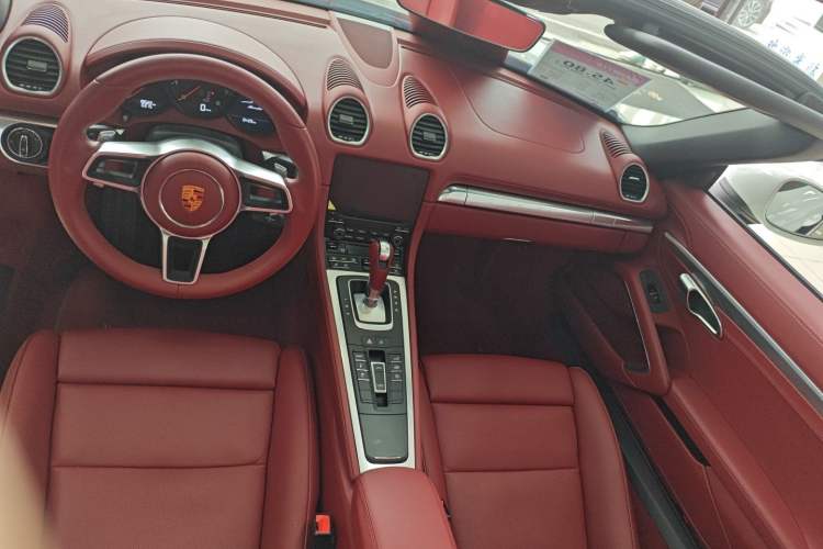 Used Porsche 718 2020 Boxster 2.0T Interior 1