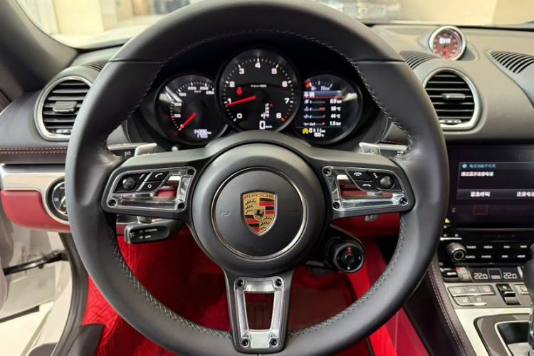 Used Porsche 718 2020 Boxster 2.0T Interior 1