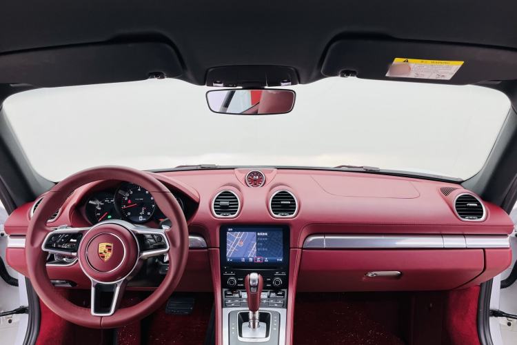 Used Porsche 718 2020 Cayman 2.0T Interior 1