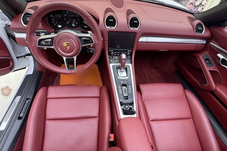 Used Porsche 718 2020 Boxster 2.0T Interior 1
