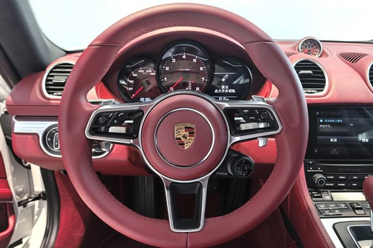 Used Porsche 718 2020 Cayman 2.0T Interior 4