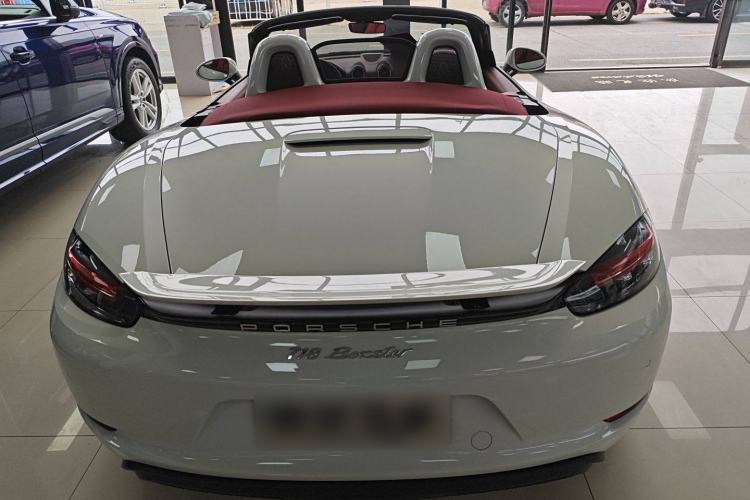 Used Porsche 718 2020 Boxster 2.0T Interior 4