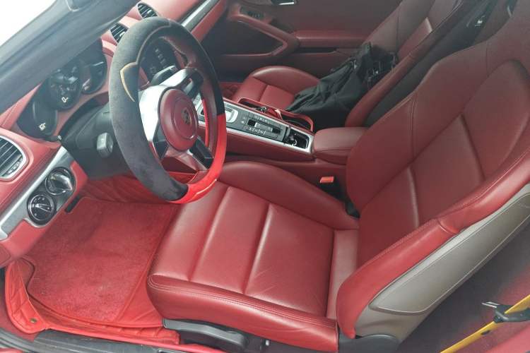 Used Porsche 718 2020 Boxster 2.0T Left Front Seat