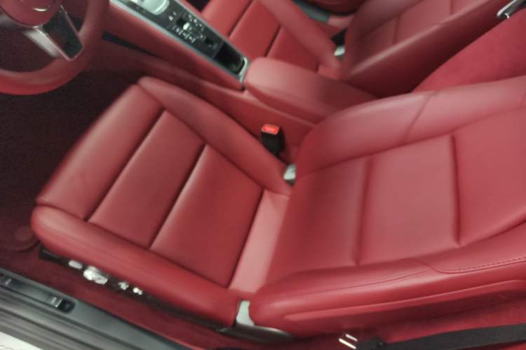 Used Porsche 718 2020 Boxster 2.0T Left Front Seat