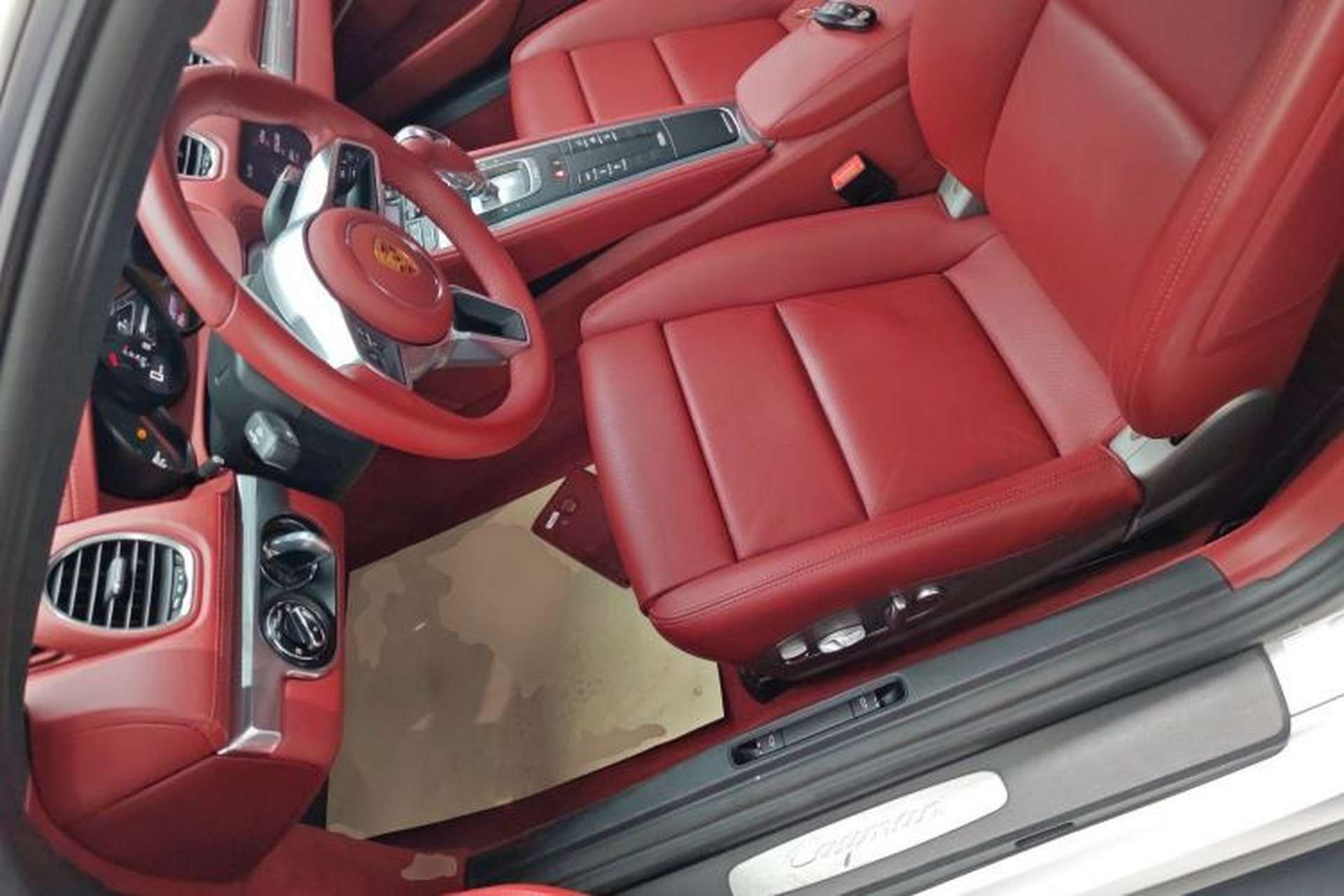 Used Porsche 718 2020 Cayman 2.0T Left Front Seat