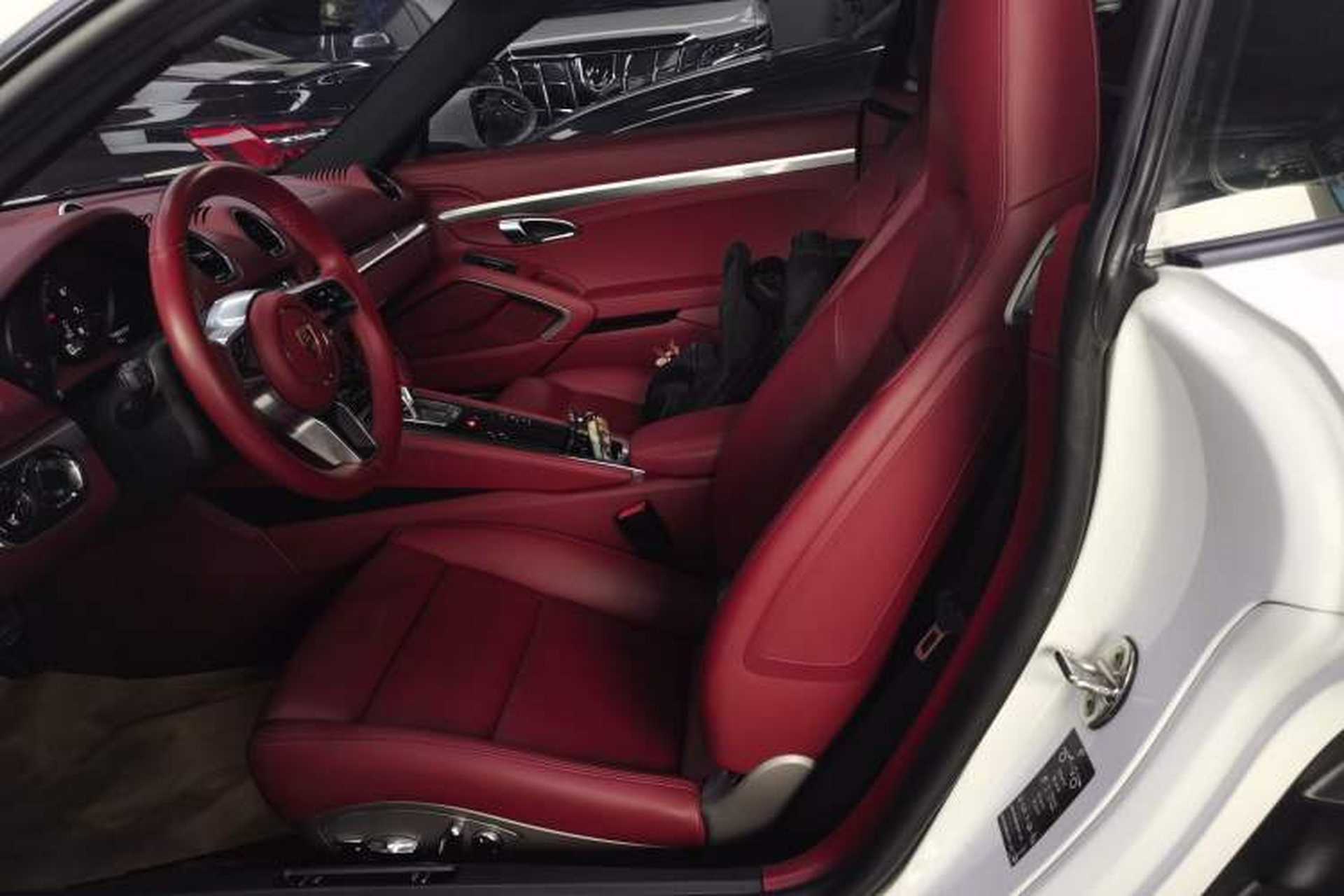 Used Porsche 718 2020 Cayman 2.0T Left Front Seat