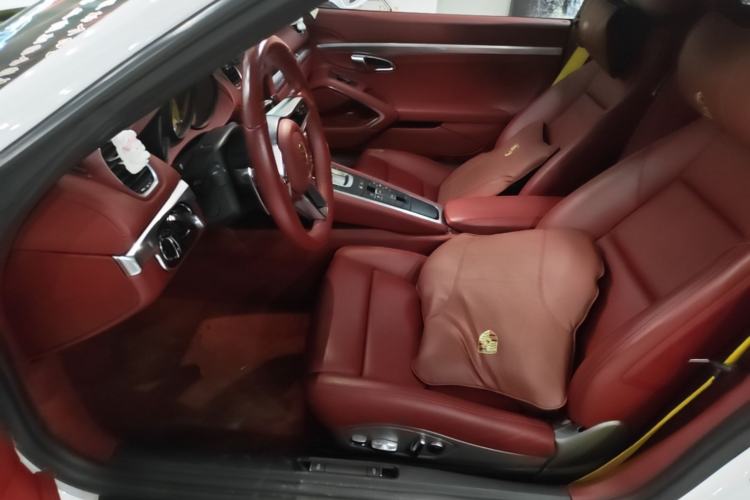 Used Porsche 718 2020 Boxster 2.0T Left Front Seat
