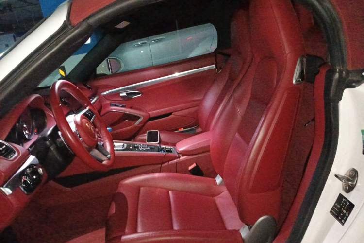Used Porsche 718 2020 Boxster 2.0T Left Front Seat