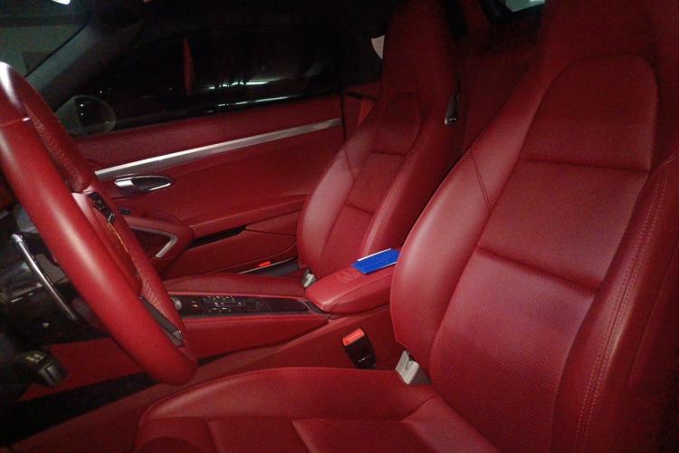 Used Porsche 718 2020 Boxster 2.0T Left Front Seat