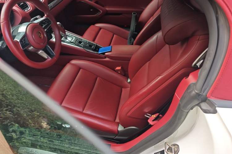 Used Porsche 718 2020 Boxster 2.0T Left Front Seat