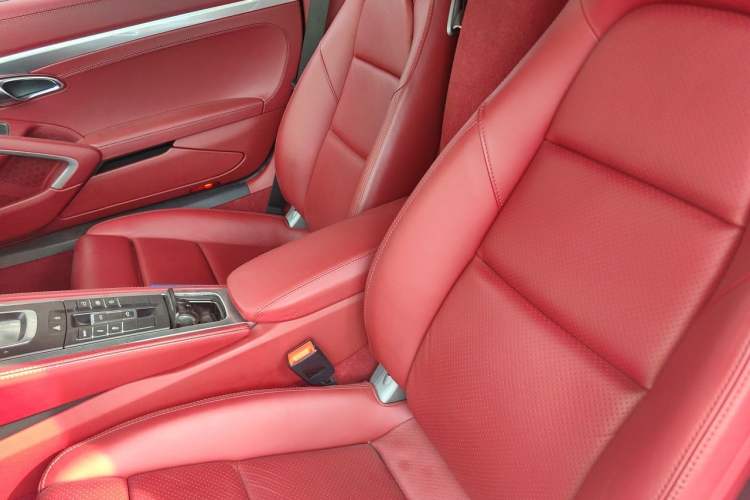 Used Porsche 718 2020 Boxster 2.0T Left Rear Seat