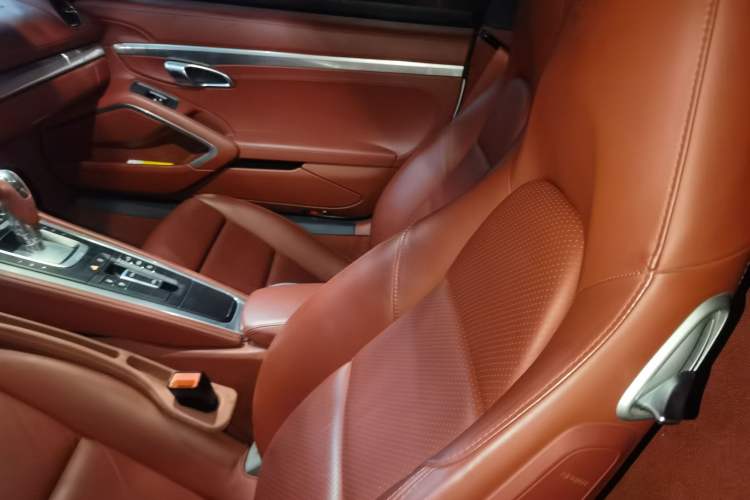 Used Porsche 718 2020 Boxster 2.0T Left Rear Seat