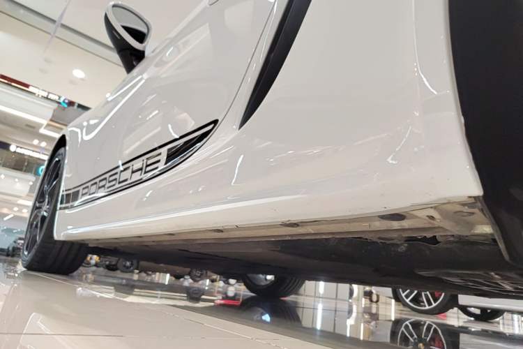 Used Porsche 718 2020 Cayman 2.0T Left Side Sill