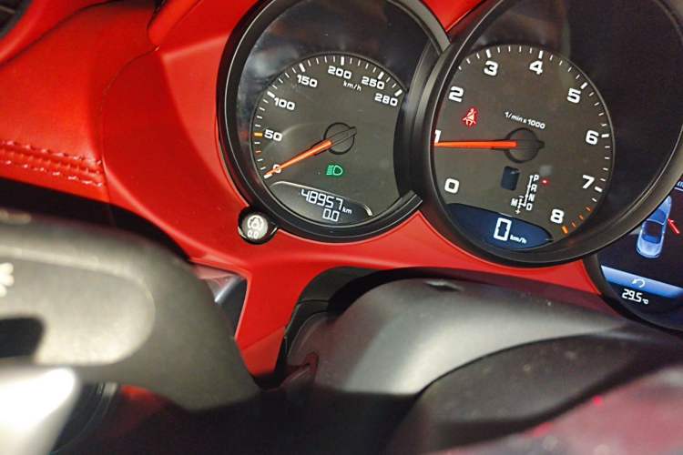 Used Porsche 718 2020 Boxster 2.0T Odometer Close Up
