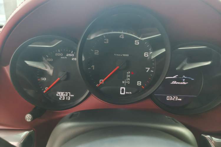 Used Porsche 718 2020 Boxster 2.0T Odometer Close Up