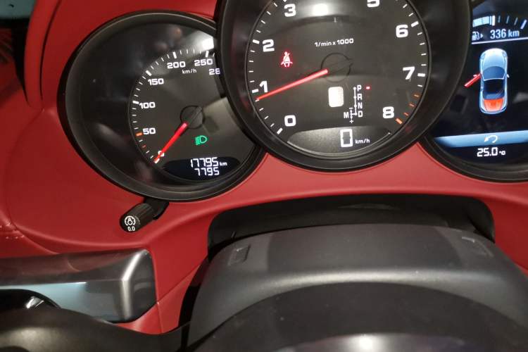 Used Porsche 718 2020 Boxster 2.0T Odometer Close Up
