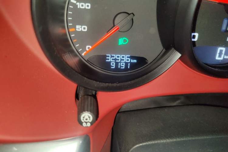 Used Porsche 718 2020 Cayman 2.0T Odometer Close Up