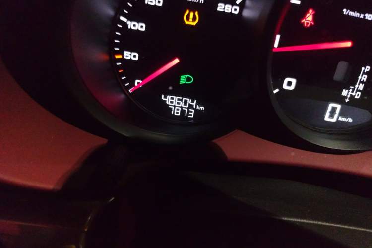 Used Porsche 718 2020 Boxster 2.0T Odometer Close Up