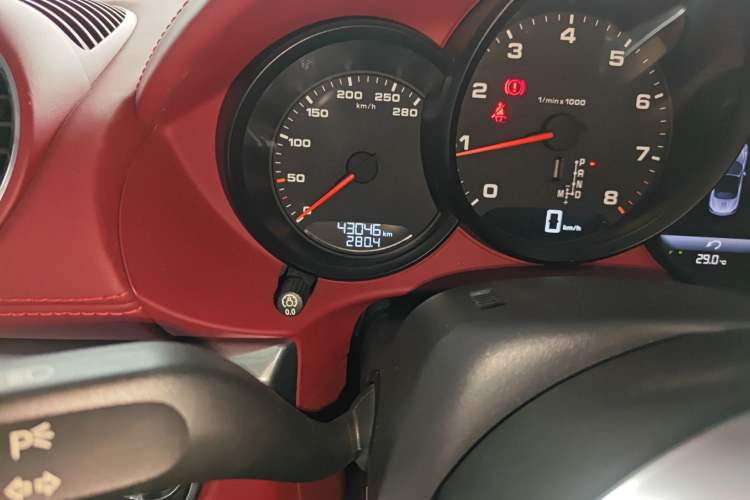 Used Porsche 718 2020 Boxster 2.0T Odometer Close Up
