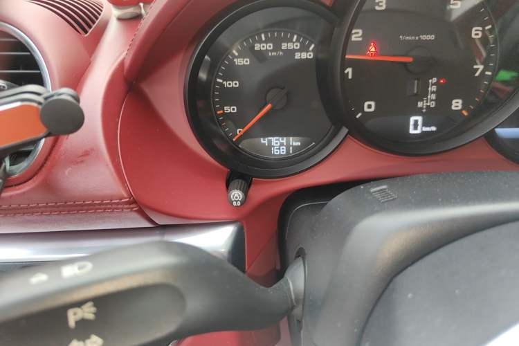 Used Porsche 718 2020 Boxster 2.0T Odometer Close Up