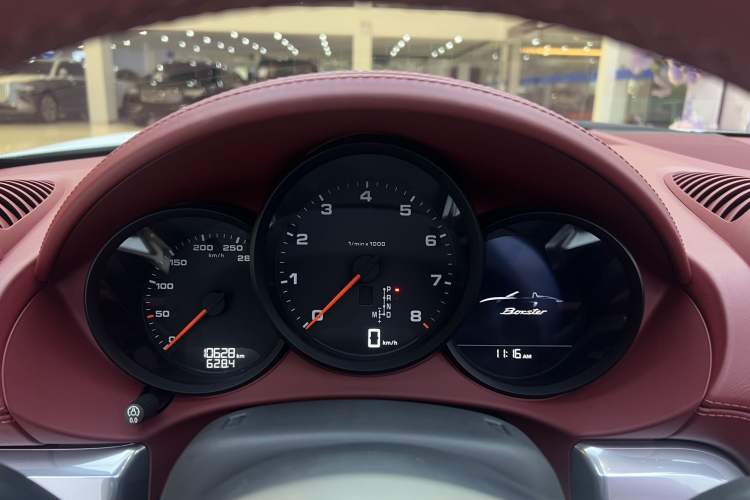 Used Porsche 718 2020 Boxster 2.0T Odometer Close Up