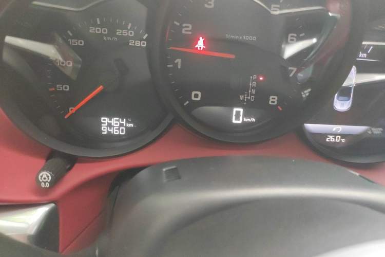 Used Porsche 718 2020 Boxster 2.0T Odometer Close Up
