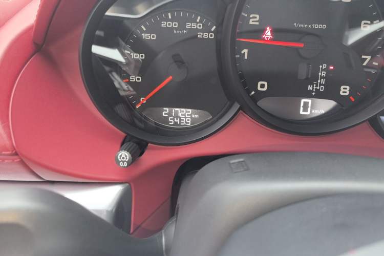 Used Porsche 718 2020 Cayman 2.0T Odometer Close Up