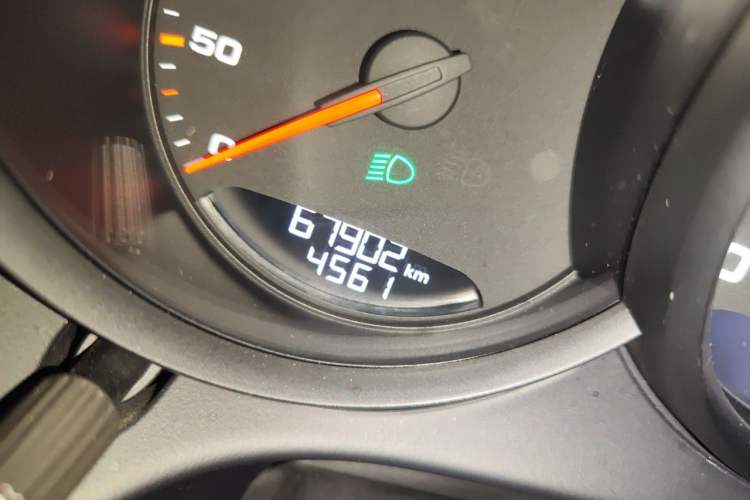 Used Porsche 718 2020 Boxster 2.0T Odometer Close Up