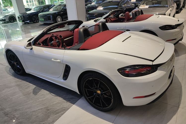 Used Porsche 718 2020 Boxster 2.0T Rear Left 45 Deg