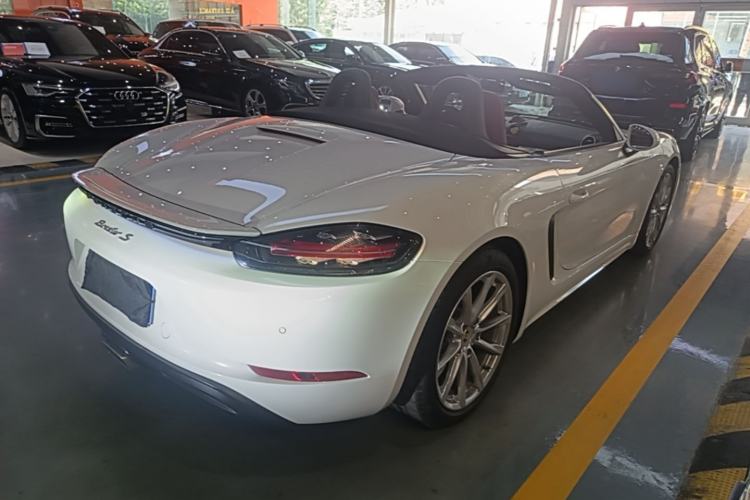 Used Porsche 718 2020 Boxster 2.0T Rear Right 45 Deg