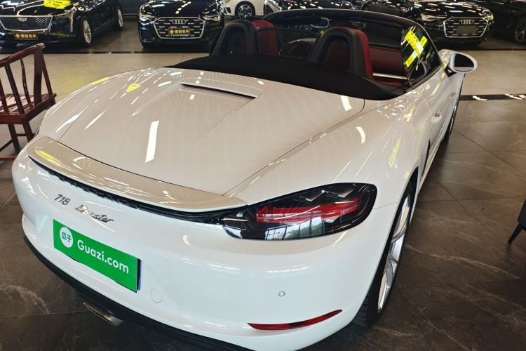 Used Porsche 718 2020 Boxster 2.0T Rear Right 45 Deg