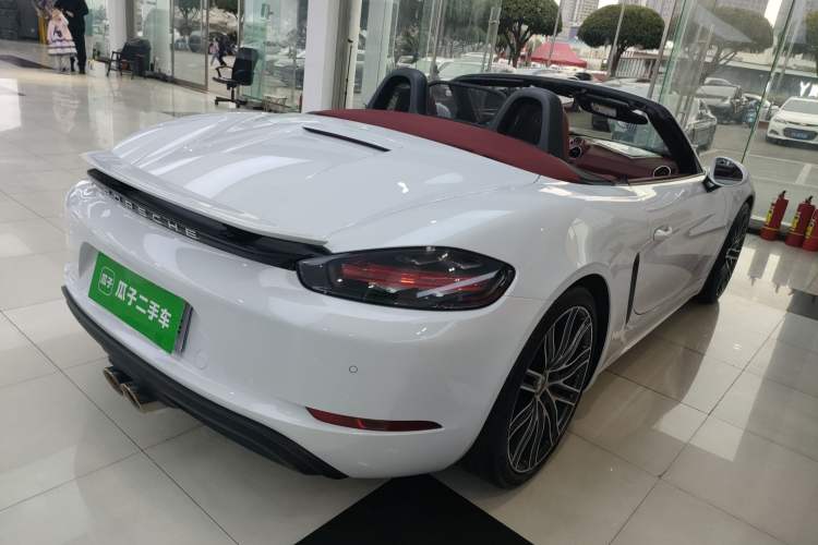 Used Porsche 718 2020 Boxster 2.0T Rear Right 45 Deg
