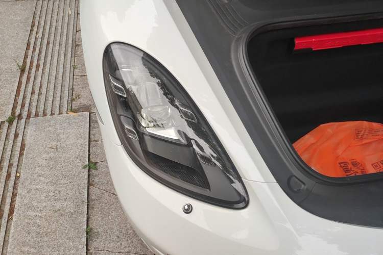 Used Porsche 718 2020 Boxster 2.0T Right Front Headlight