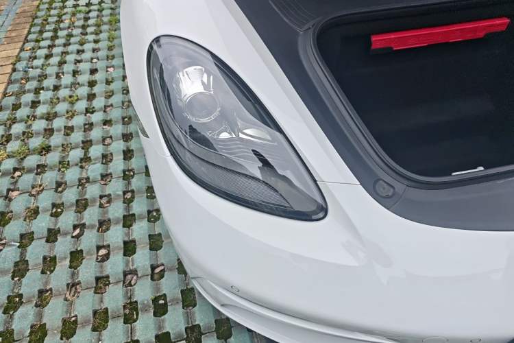 Used Porsche 718 2020 Boxster 2.0T Right Front Headlight