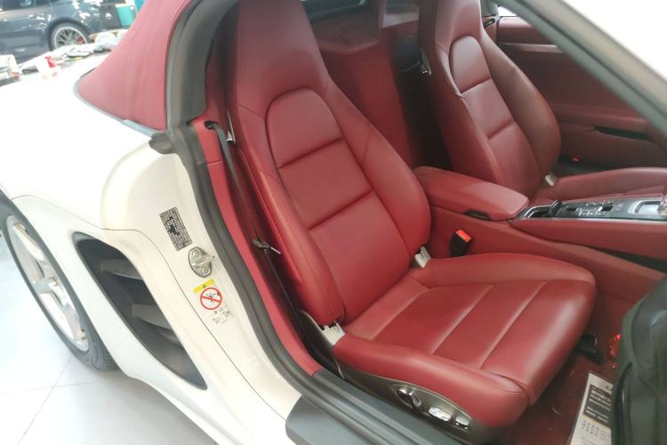 Used Porsche 718 2020 Boxster 2.0T Right Front Seat