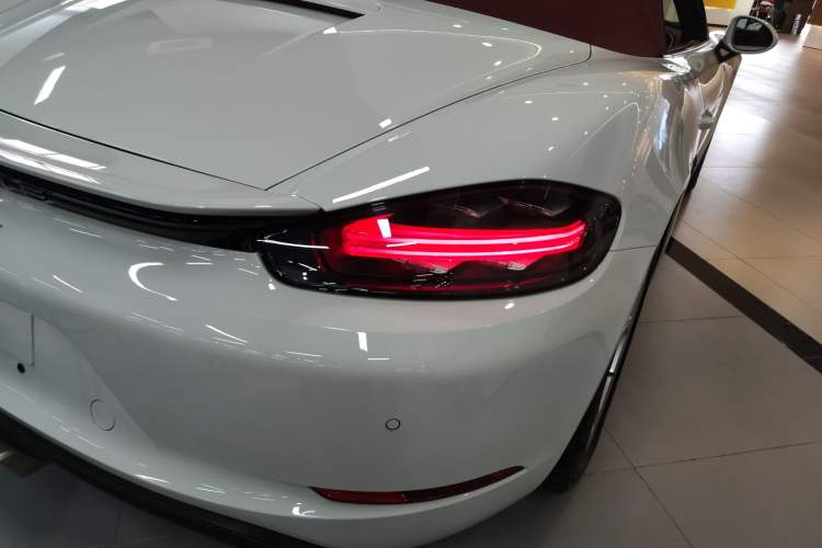 Used Porsche 718 2020 Boxster 2.0T Right Rear Taillight