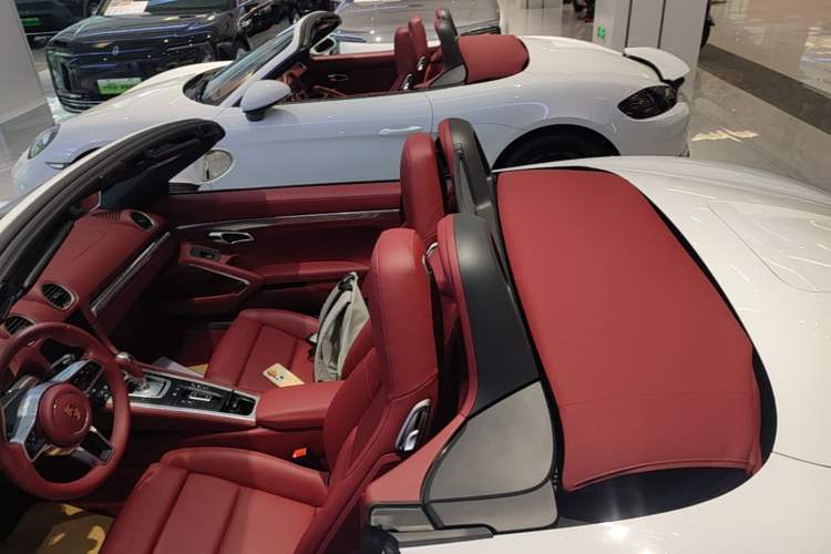 Used Porsche 718 2020 Boxster 2.0T Roof