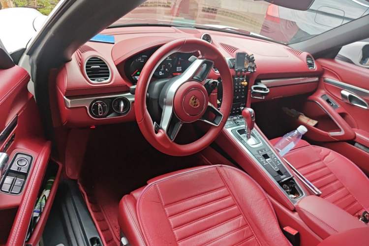Used Porsche 718 2020 Boxster 2.0T Steering Wheel