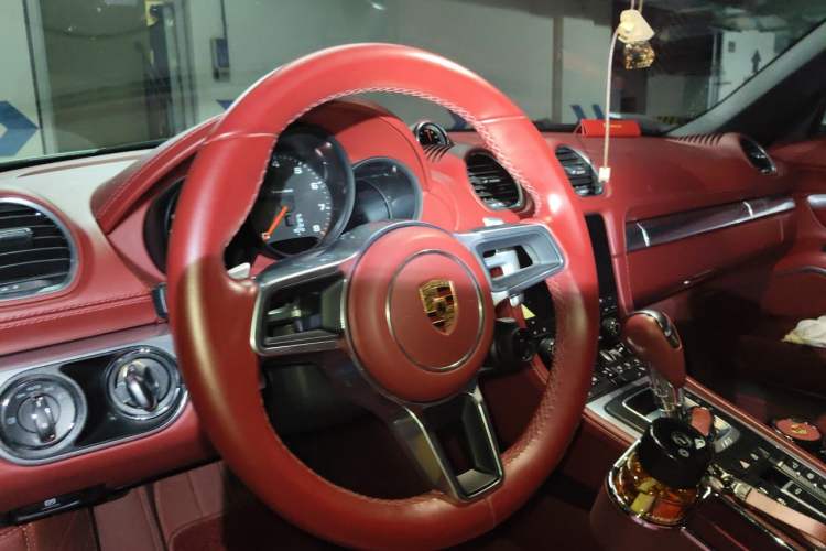 Used Porsche 718 2020 Boxster 2.0T Steering Wheel
