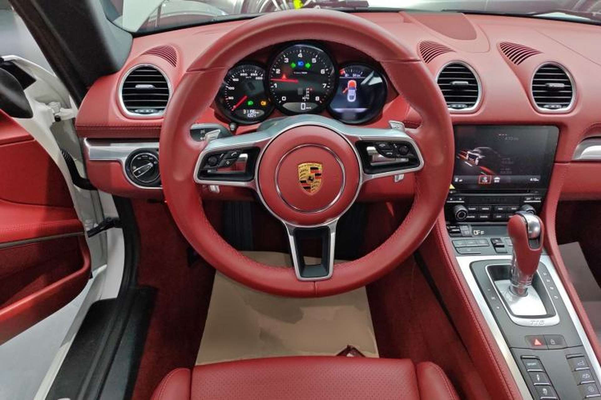 Used Porsche 718 2020 Cayman 2.0T Steering Wheel