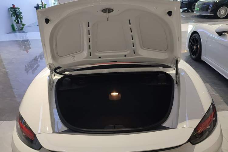 Used Porsche 718 2020 Boxster 2.0T Trunk